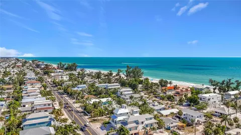 2918 Gulf Dr, Bradenton Beach, FL 34217