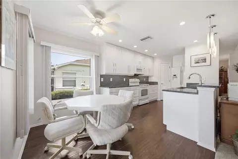 Kitchen - 4226 Kingsfield Dr, Parrish, FL 34219 photo 4 of 4