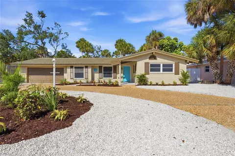 782 Birdsong Ln, Sarasota, FL 34242