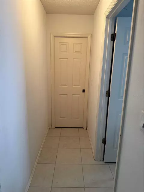 Entry Way - 4675 32nd Ct E, Bradenton, FL 34203 photo 5 of 5