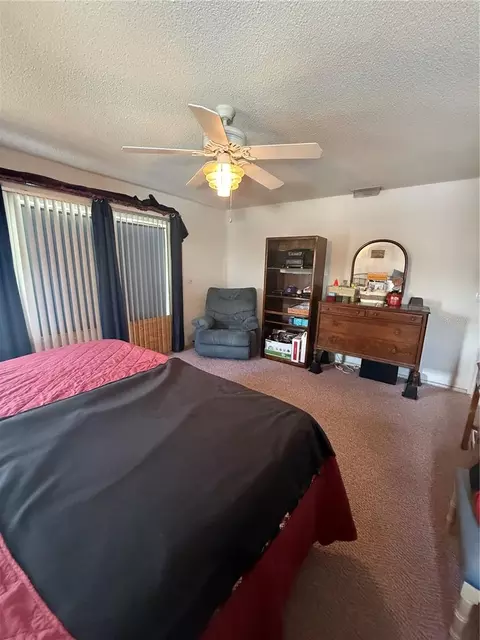 Bedroom - 4675 32nd Ct E, Bradenton, FL 34203 photo 5 of 10