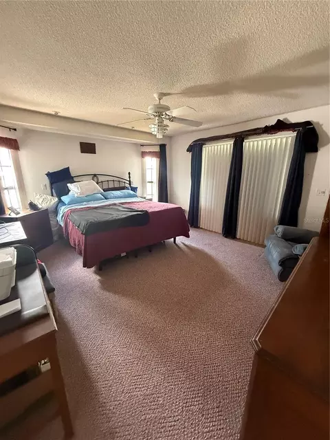 Bedroom - 4675 32nd Ct E, Bradenton, FL 34203 photo 6 of 10