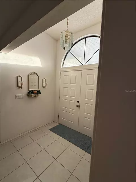 Entry Way - 4675 32nd Ct E, Bradenton, FL 34203 photo 3 of 5