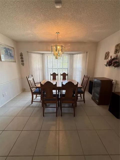 Dining - 4675 32nd Ct E, Bradenton, FL 34203 photo 1 of 8