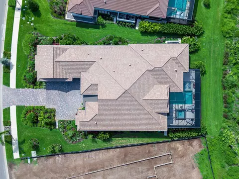 View/Area - 1095 Blue Shell Loop, Sarasota, FL 34240 photo 4 of 22