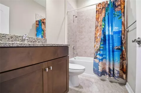 Bath - 2116 151st Ter E, Parrish, FL 34219 photo 1 of 6