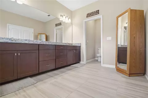 Bath - 2116 151st Ter E, Parrish, FL 34219 photo 4 of 6