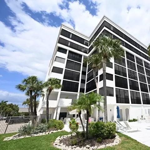 1100 Benjamin Franklin Dr #502, Sarasota, FL 34236