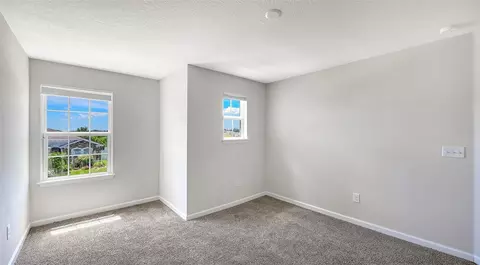 Bedroom - 6008 113th Ter E, Parrish, FL 34219 photo 8 of 10