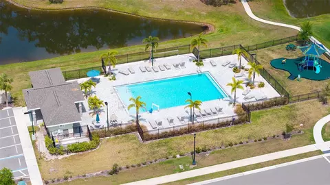 Exterior - 6008 113th Ter E, Parrish, FL 34219 photo 11 of 15