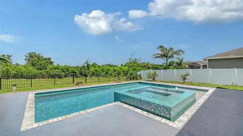 Exterior - 6008 113th Ter E, Parrish, FL 34219 photo 6 of 15