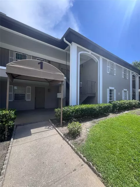 5265 E Bay Dr #122, Clearwater, FL 33764
