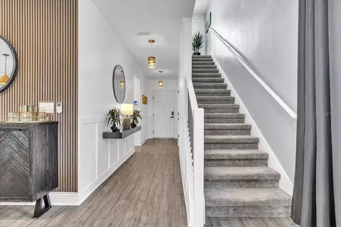 Entry Way - 11783 Moonsail Dr, Parrish, FL 34219 photo 7 of 9