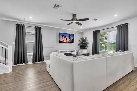 Living - 11783 Moonsail Dr, Parrish, FL 34219 photo 3 of 10