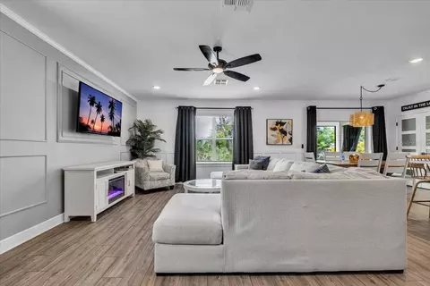 Living - 11783 Moonsail Dr, Parrish, FL 34219 photo 1 of 10