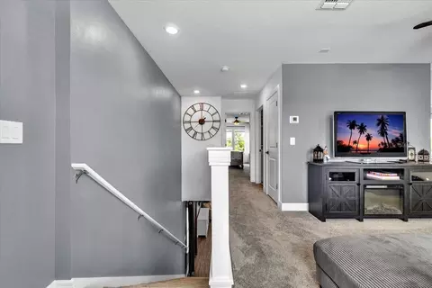 Entry Way - 11783 Moonsail Dr, Parrish, FL 34219 photo 8 of 9