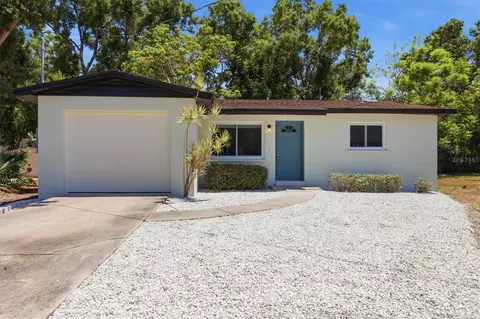 1350 15th St, Sarasota, FL 34236