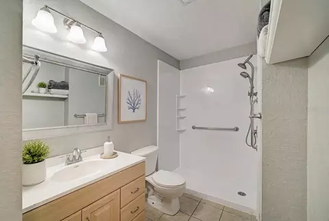 Bath - 8932 Manor Loop #102, Bradenton, FL 34202 photo 1 of 2
