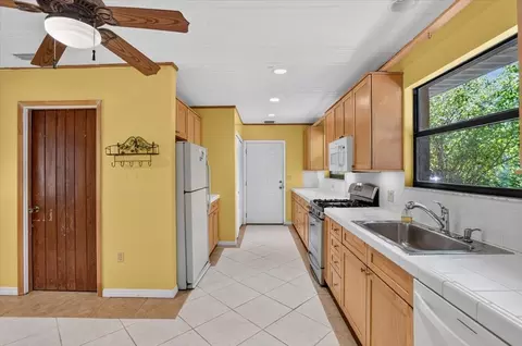 Other - 811 Sarabay Rd, Osprey, FL 34229 photo 2 of 5