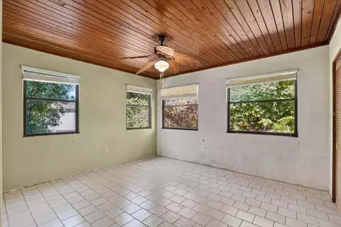 Bedroom - 811 Sarabay Rd, Osprey, FL 34229 photo 1 of 2