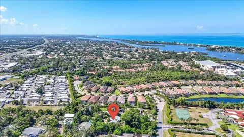 View/Area - 811 Sarabay Rd, Osprey, FL 34229 photo 6 of 8