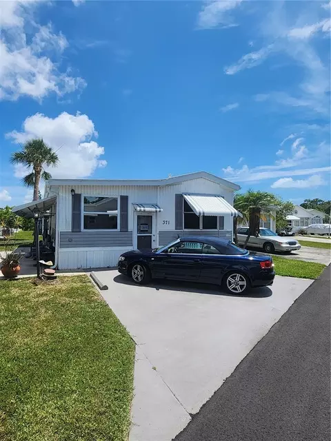 1674 University Pkwy #371, Sarasota, FL 34243