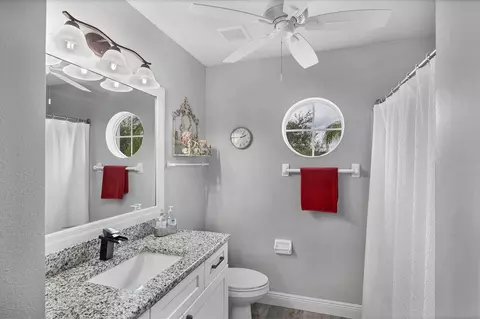Bath - 11302 3rd Ave E, Bradenton, FL 34212 photo 4 of 4