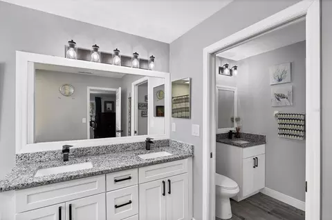 Bath - 11302 3rd Ave E, Bradenton, FL 34212 photo 3 of 4