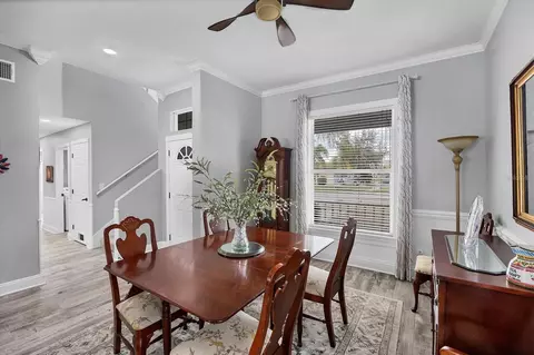 Dining - 11302 3rd Ave E, Bradenton, FL 34212 photo 3 of 3