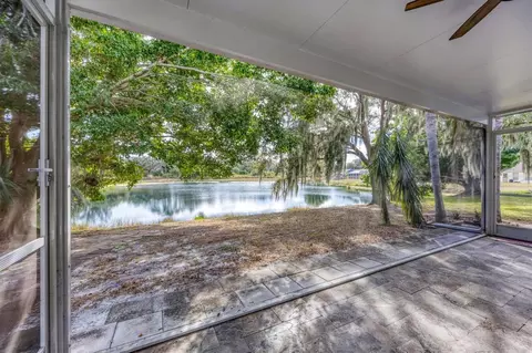 Exterior - 11302 3rd Ave E, Bradenton, FL 34212 photo 3 of 7