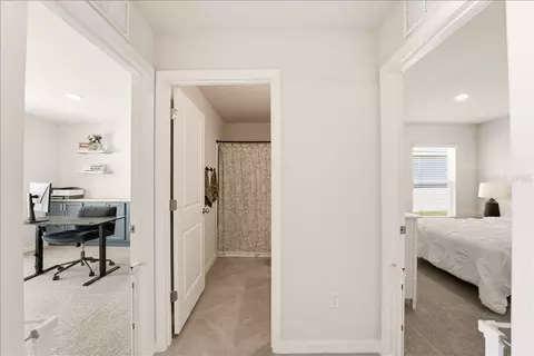 Entry Way - 12273 Mountain Island Trl, Parrish, FL 34219 photo 5 of 6