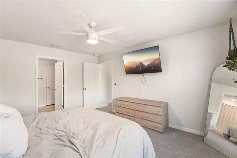 Bedroom - 12273 Mountain Island Trl, Parrish, FL 34219 photo 2 of 4