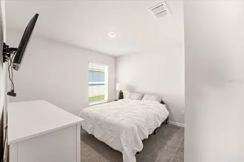 Bedroom - 12273 Mountain Island Trl, Parrish, FL 34219 photo 3 of 4
