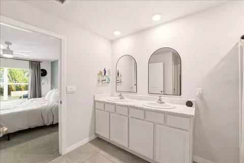 Bath - 12273 Mountain Island Trl, Parrish, FL 34219 photo 1 of 3