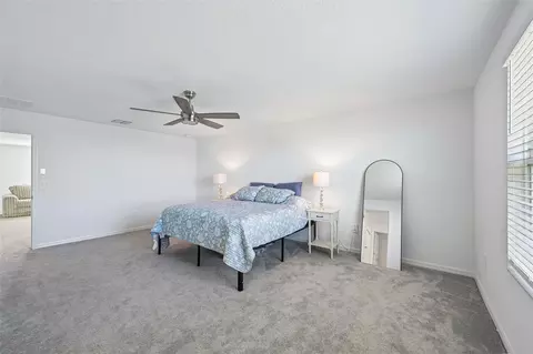 Bedroom - 8807 Sunset Park Trl, Parrish, FL 34219 photo 2 of 9