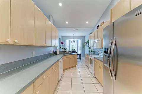 Kitchen - 9110 64th Ct E, Parrish, FL 34219 photo 1 of 5
