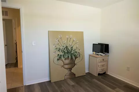 Bedroom - 10428 Flathead Dr, Parrish, FL 34219 photo 7 of 7