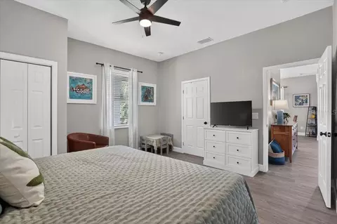 Bedroom - 11740 Darsey Rd, Parrish, FL 34219 photo 5 of 12