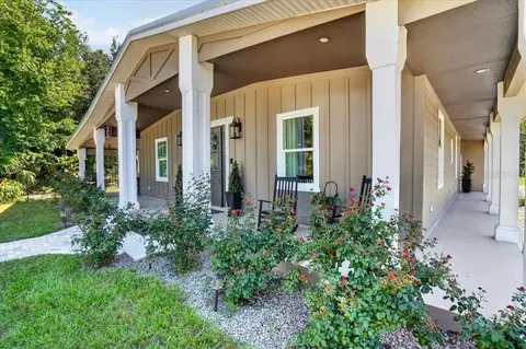 Exterior - 11740 Darsey Rd, Parrish, FL 34219 photo 4 of 18