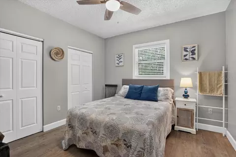 Bedroom - 11740 Darsey Rd, Parrish, FL 34219 photo 6 of 12