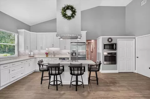 Kitchen - 11740 Darsey Rd, Parrish, FL 34219 photo 4 of 8