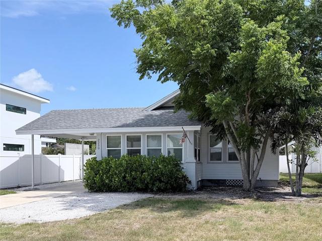 2250 Arlington St, Sarasota, FL 34239