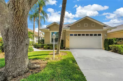 538 Catalina Isles Cir, Venice, FL 34292