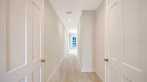 Entry Way - 916 Macewen Dr, Osprey, FL 34229 photo 6 of 9