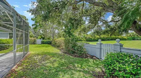 Exterior - 916 Macewen Dr, Osprey, FL 34229 photo 20 of 22
