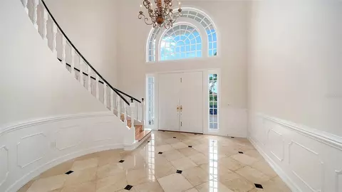 Entry Way - 916 Macewen Dr, Osprey, FL 34229 photo 2 of 9
