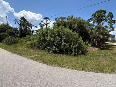 17224 Cliff Ave, Port Charlotte, FL 33948