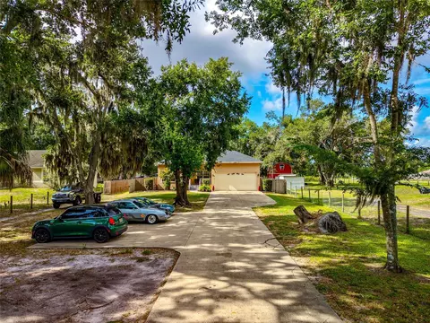 Exterior - 11851 69th St E, Parrish, FL 34219 photo 10 of 12