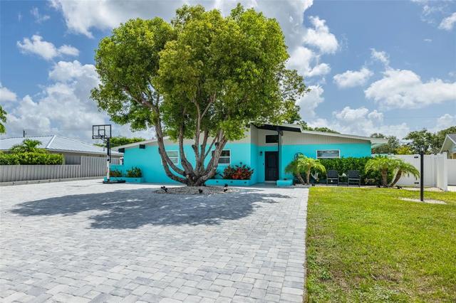 3407 29th St W, Bradenton, FL 34205