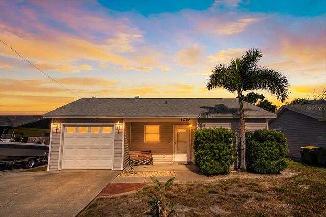 1219 Mackeral Ave, Sarasota, FL 34237